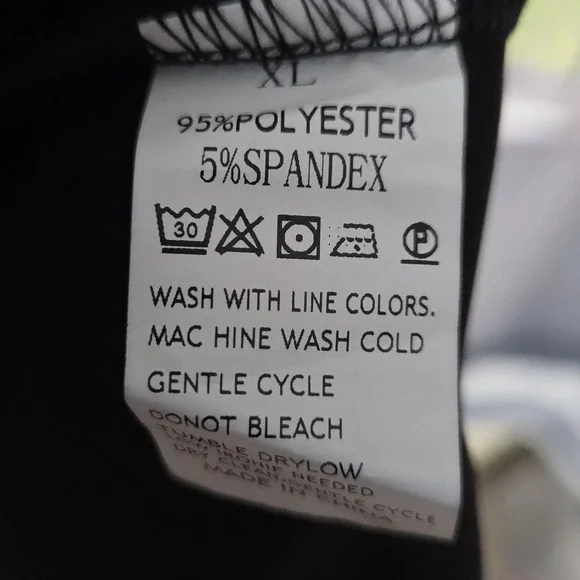 SHEIN Black One-Shoulder Dress With Pockets - Picture 2 of 6